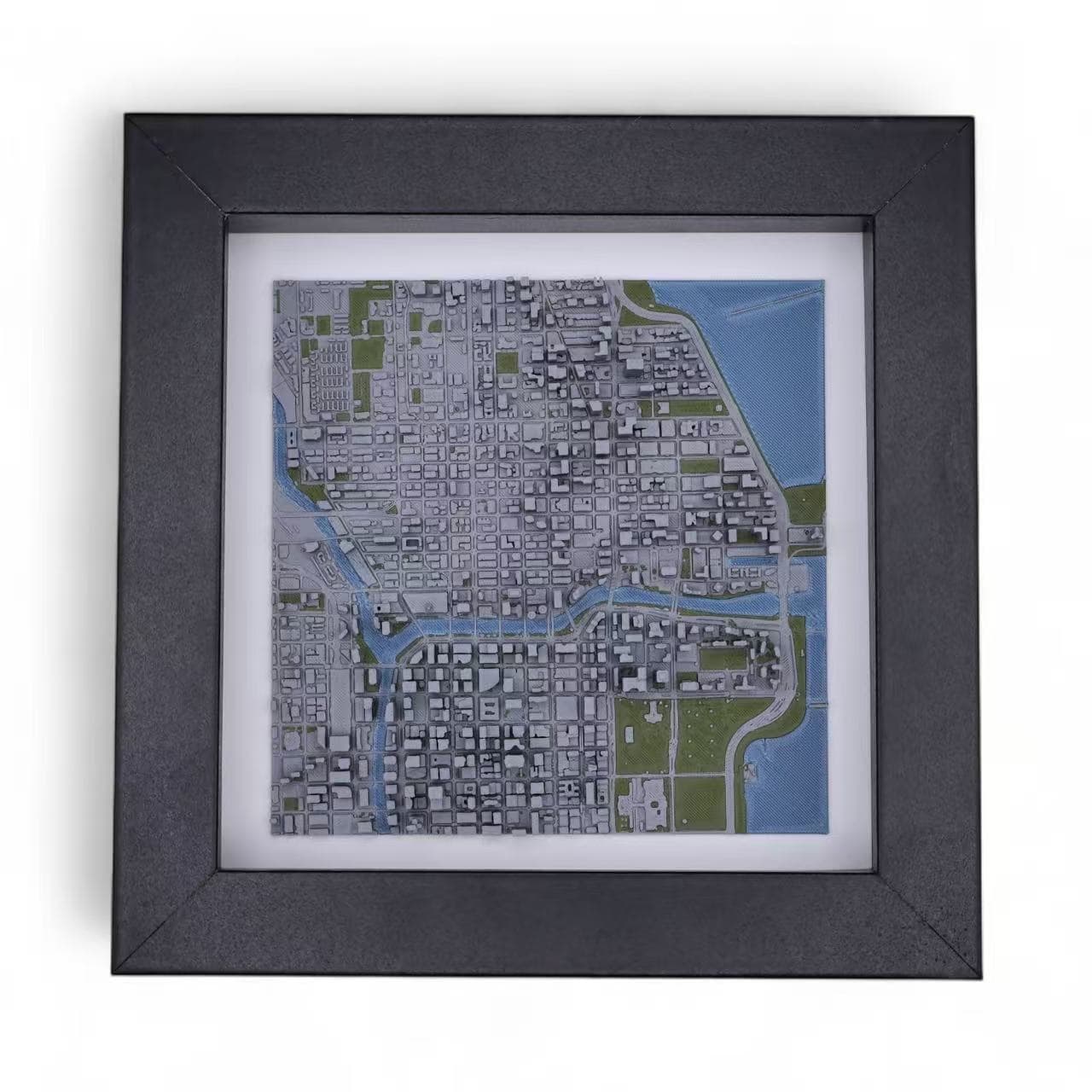 Chicago — S / Wood Frame