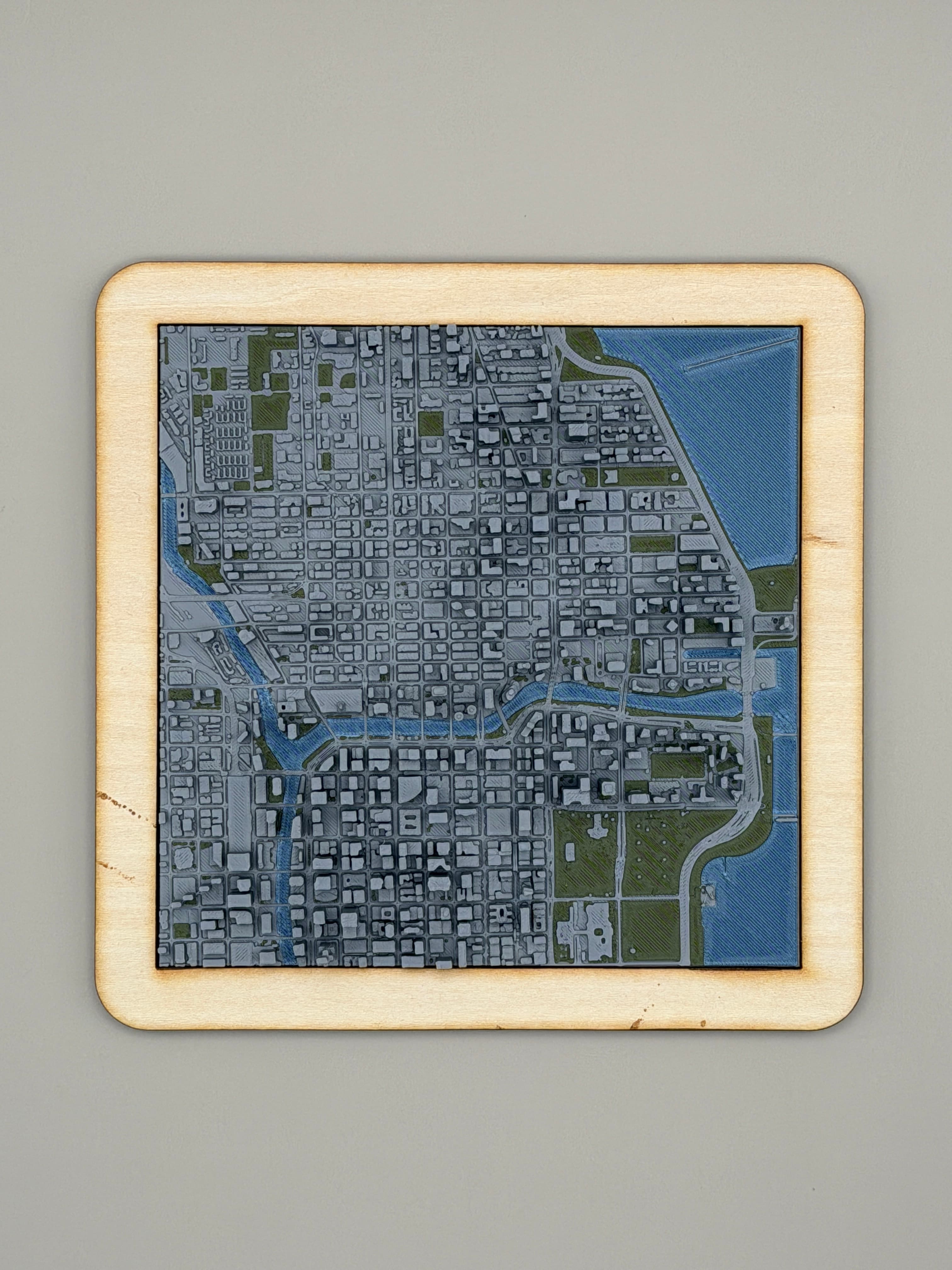 Chicago — S / Wood Frame